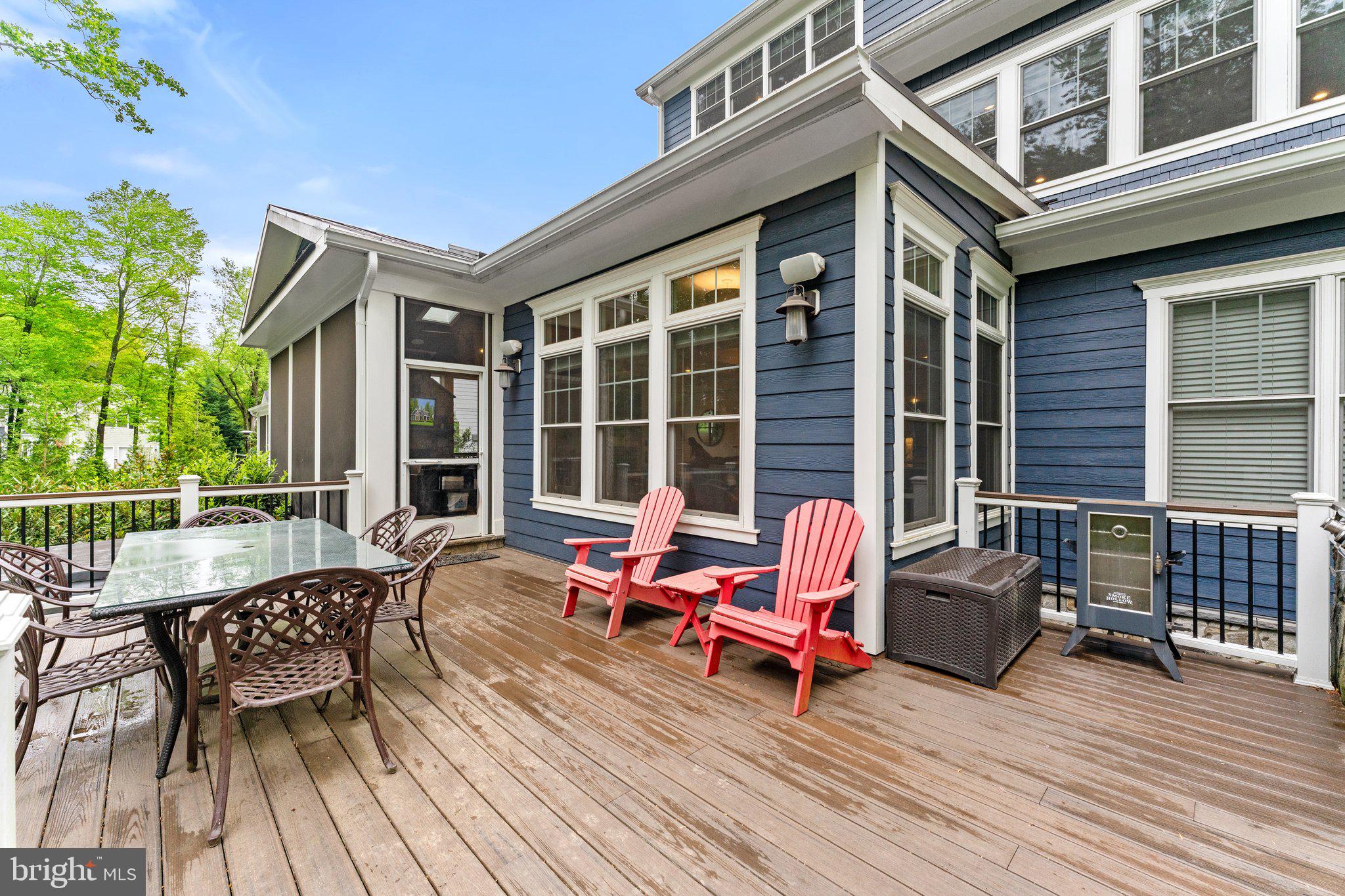 WESTBRIAR COUNTRY CLUB MANOR - Residential