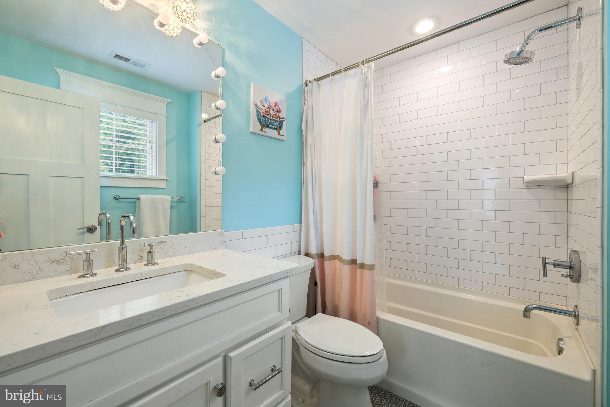 WESTBRIAR COUNTRY CLUB MANOR - Residential