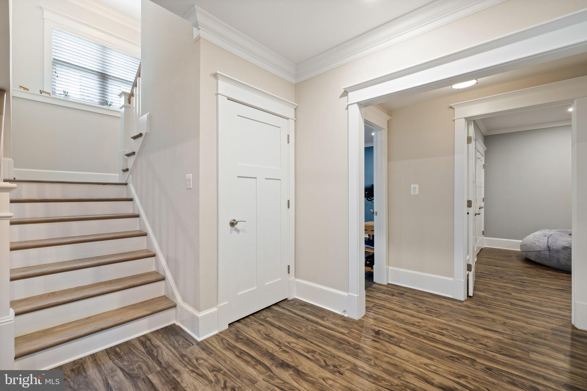 WESTBRIAR COUNTRY CLUB MANOR - Residential