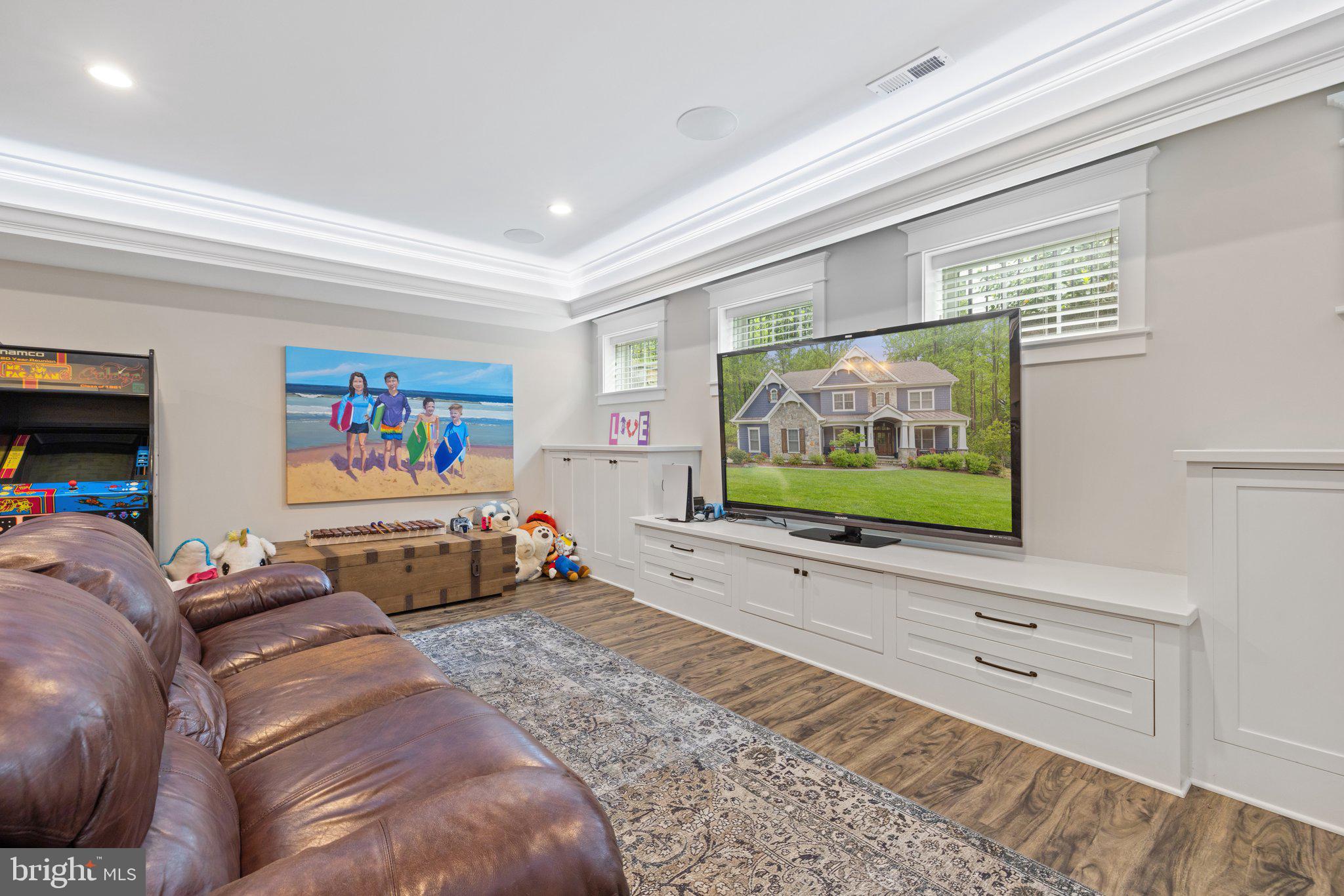 WESTBRIAR COUNTRY CLUB MANOR - Residential