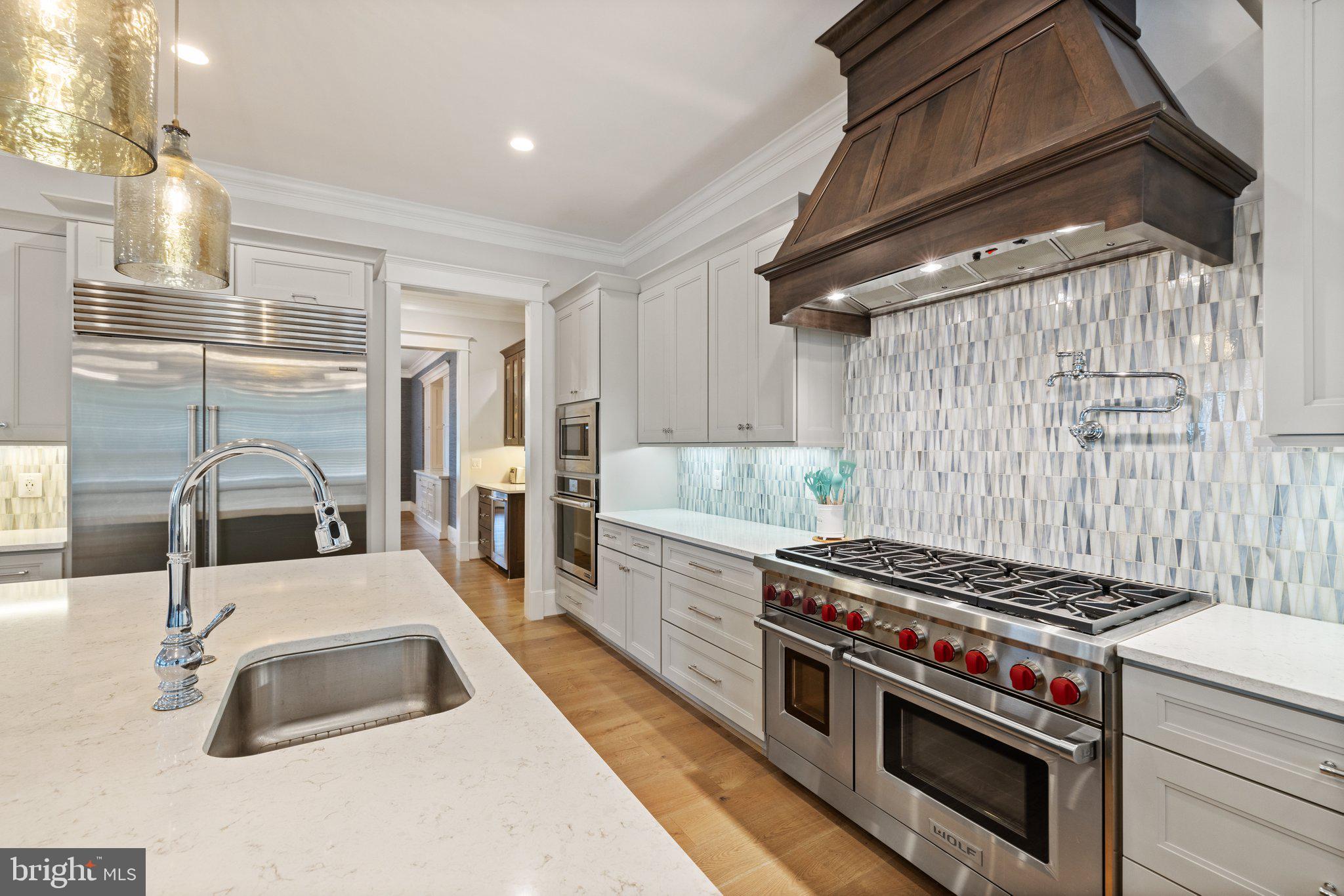 WESTBRIAR COUNTRY CLUB MANOR - Residential