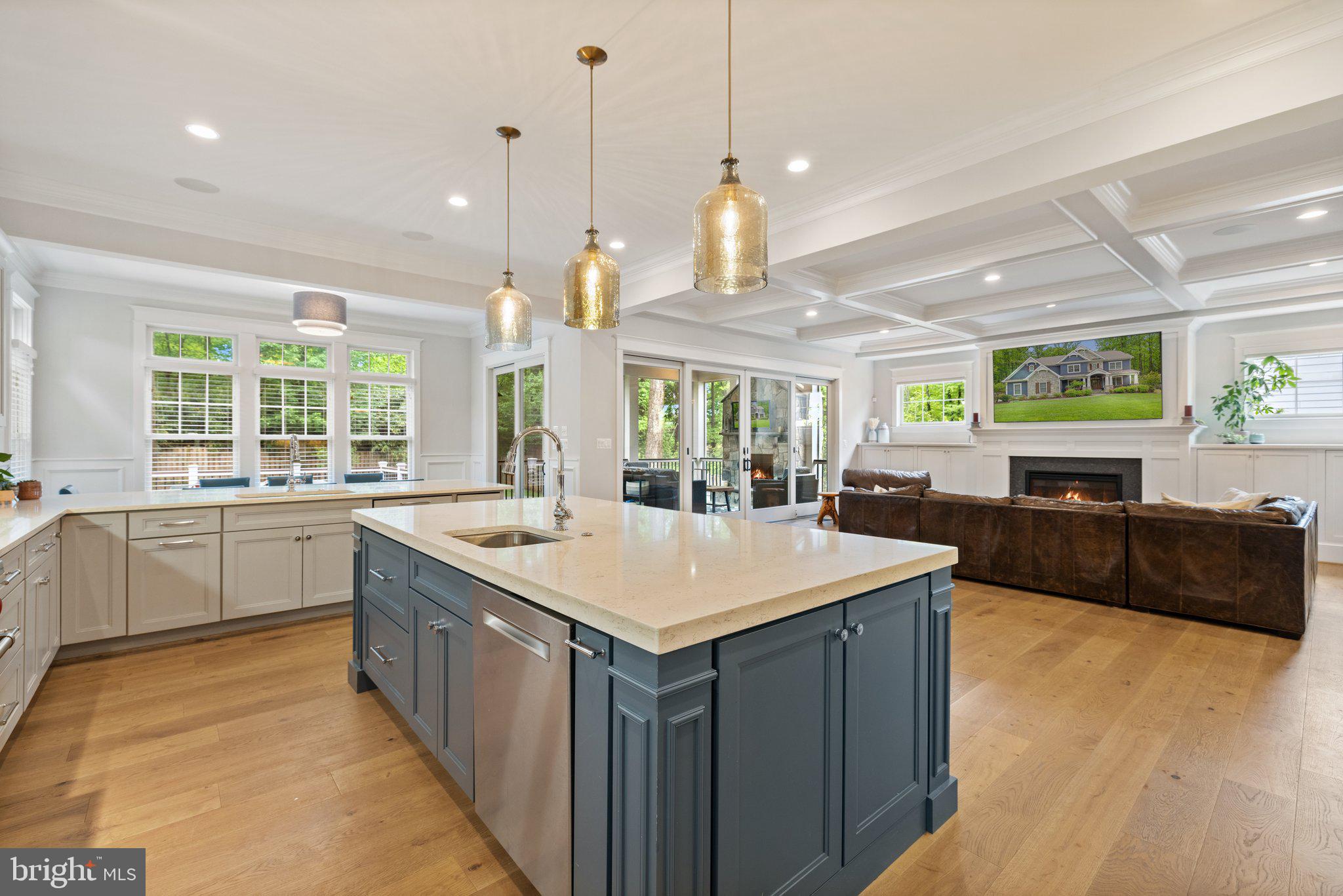 WESTBRIAR COUNTRY CLUB MANOR - Residential