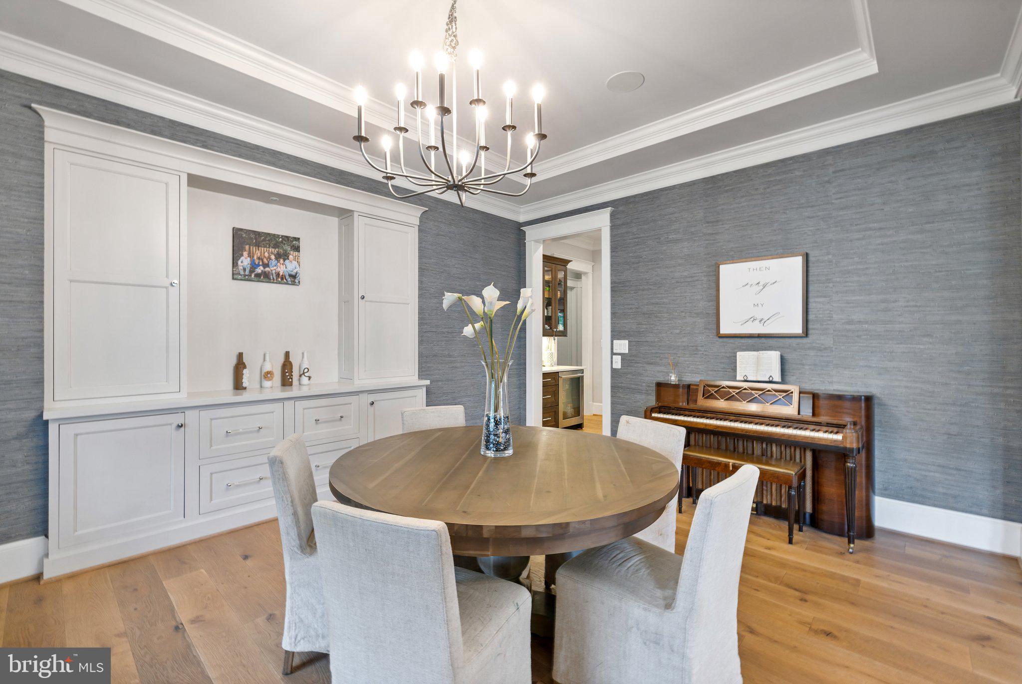 WESTBRIAR COUNTRY CLUB MANOR - Residential