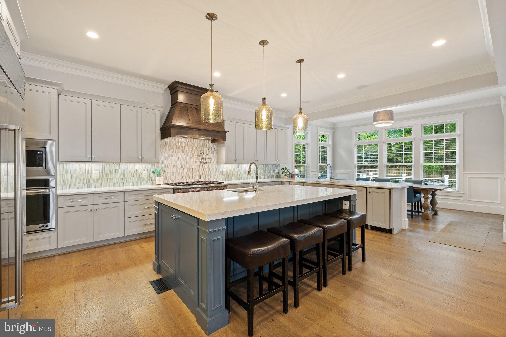 WESTBRIAR COUNTRY CLUB MANOR - Residential