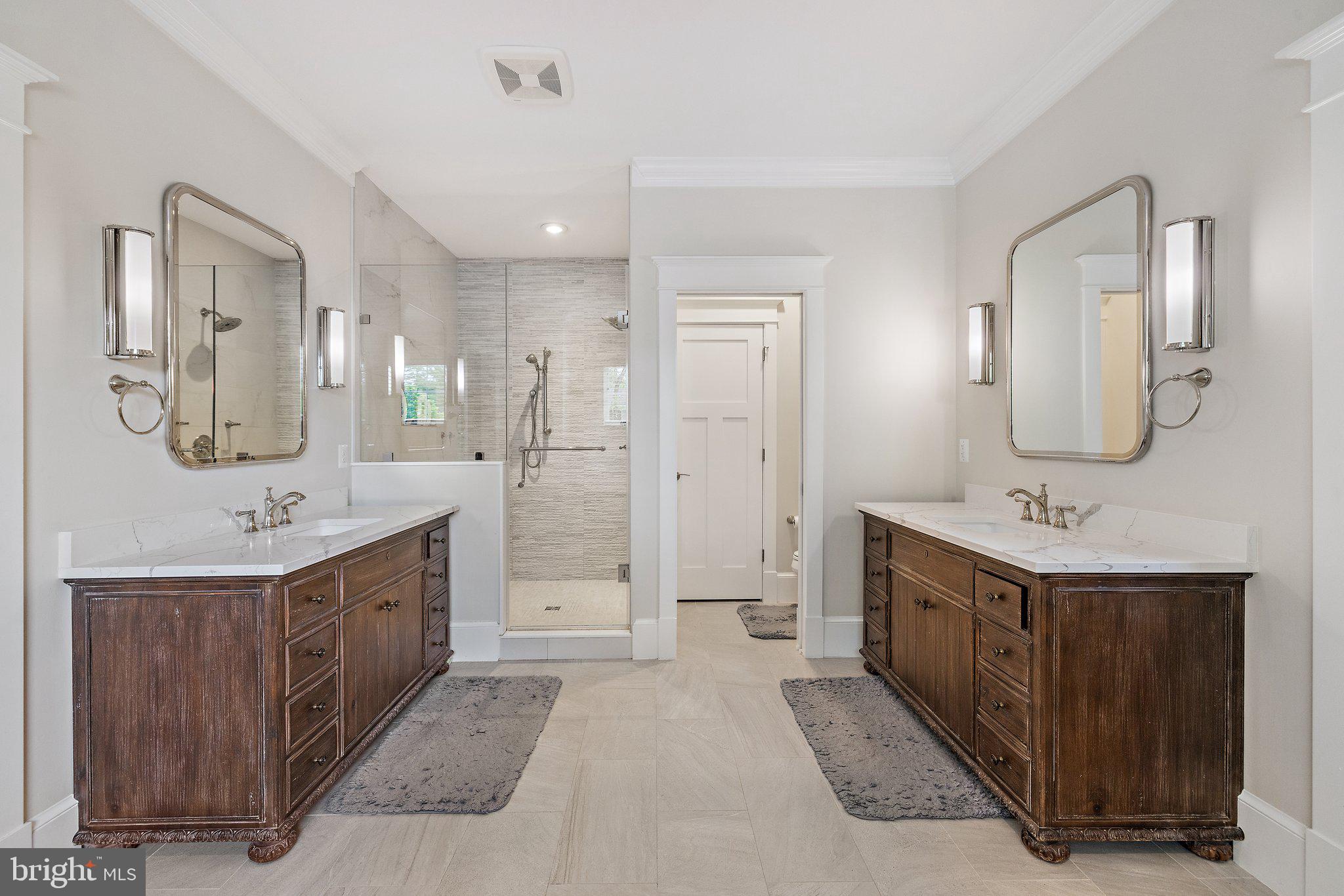 WESTBRIAR COUNTRY CLUB MANOR - Residential