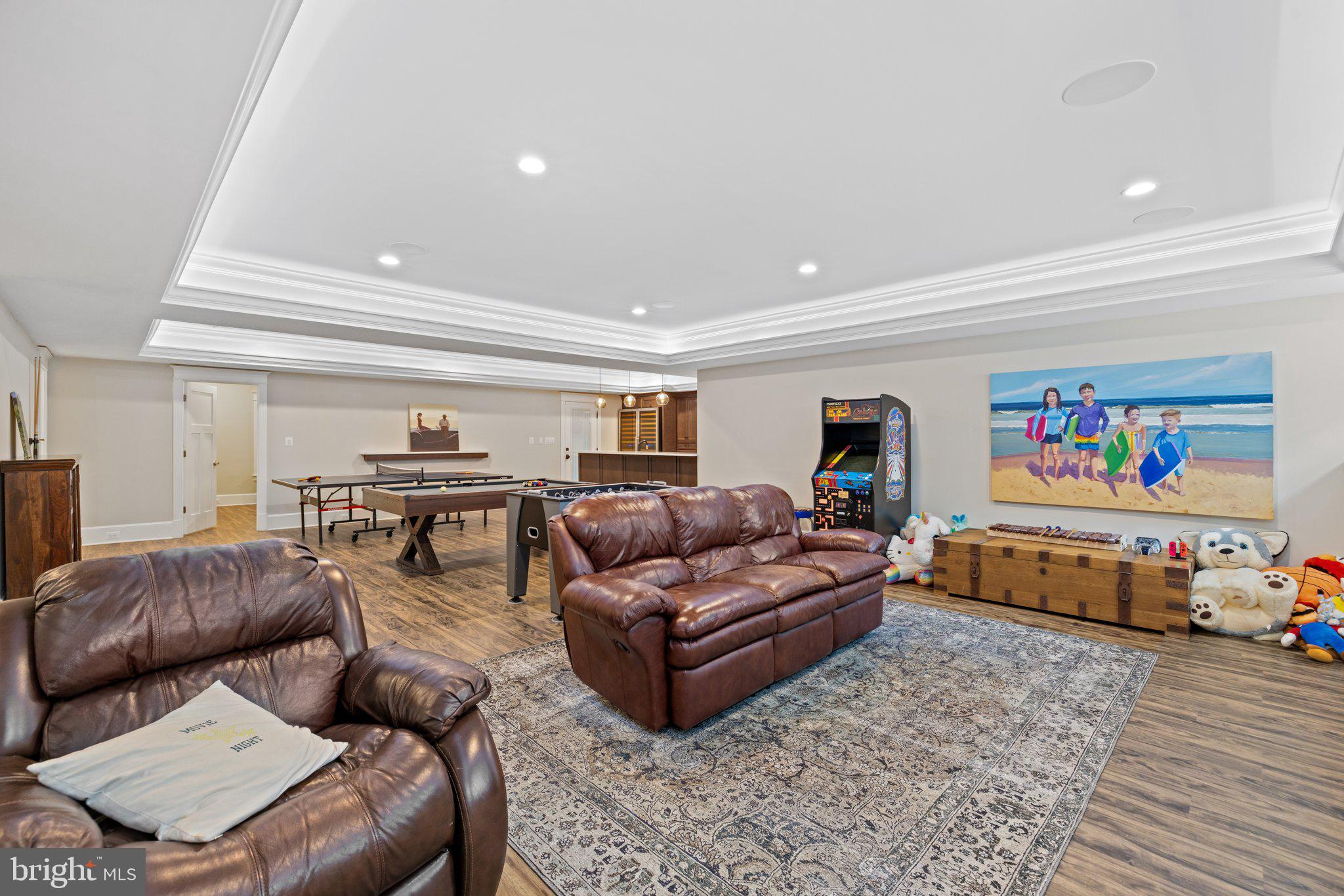 WESTBRIAR COUNTRY CLUB MANOR - Residential