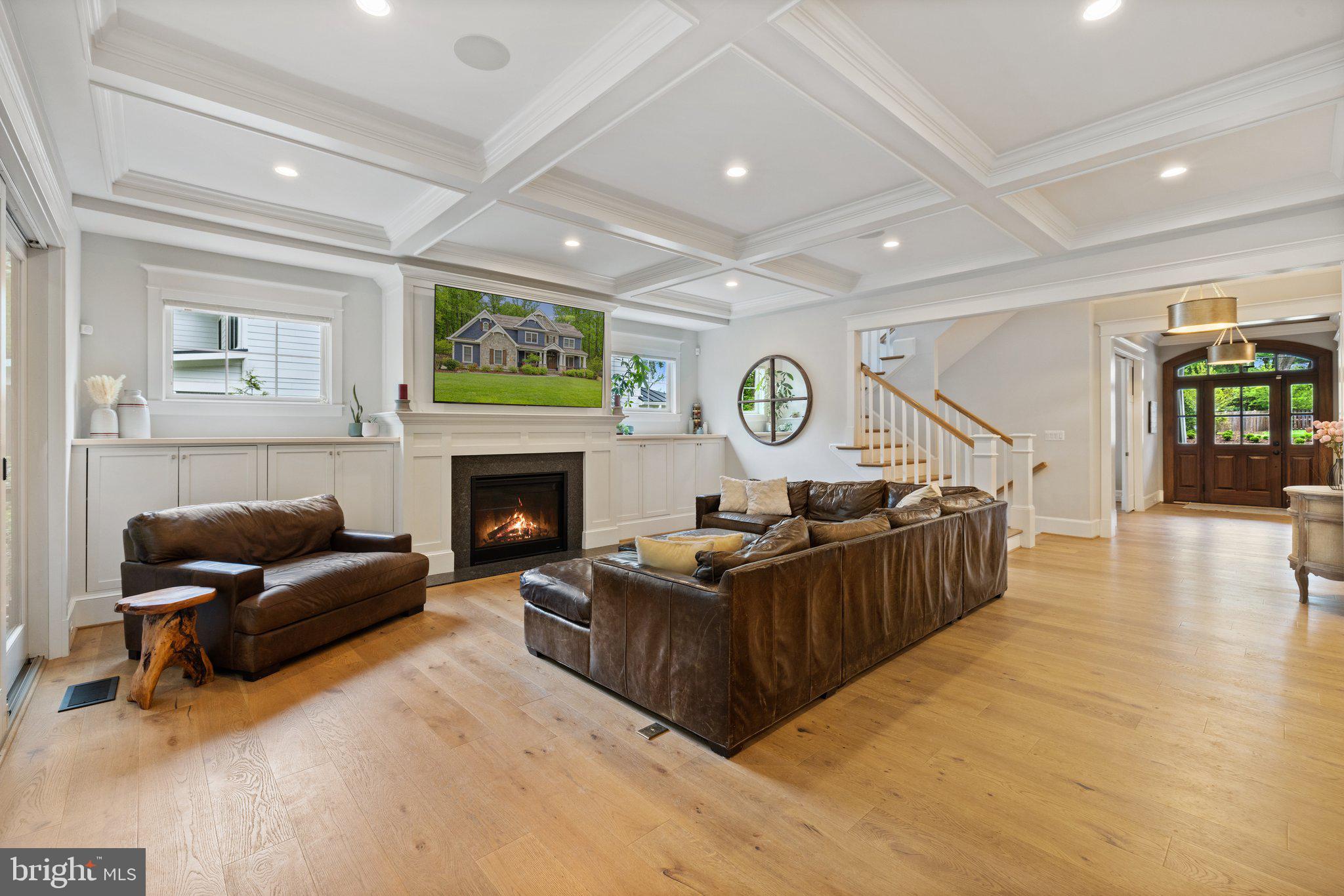 WESTBRIAR COUNTRY CLUB MANOR - Residential