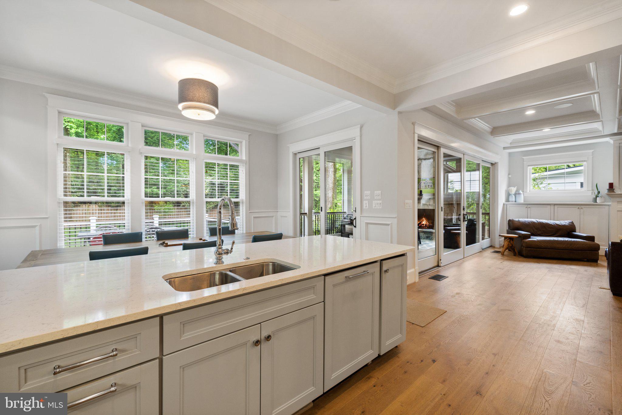 WESTBRIAR COUNTRY CLUB MANOR - Residential