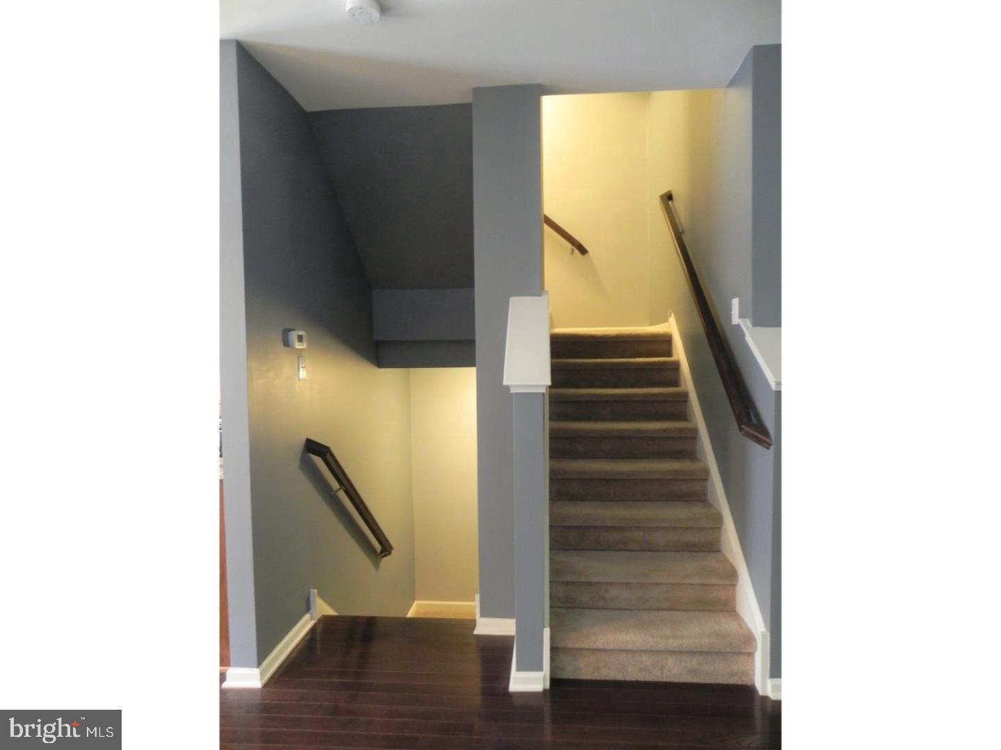 CARRIAGE HILL - Residential Lease