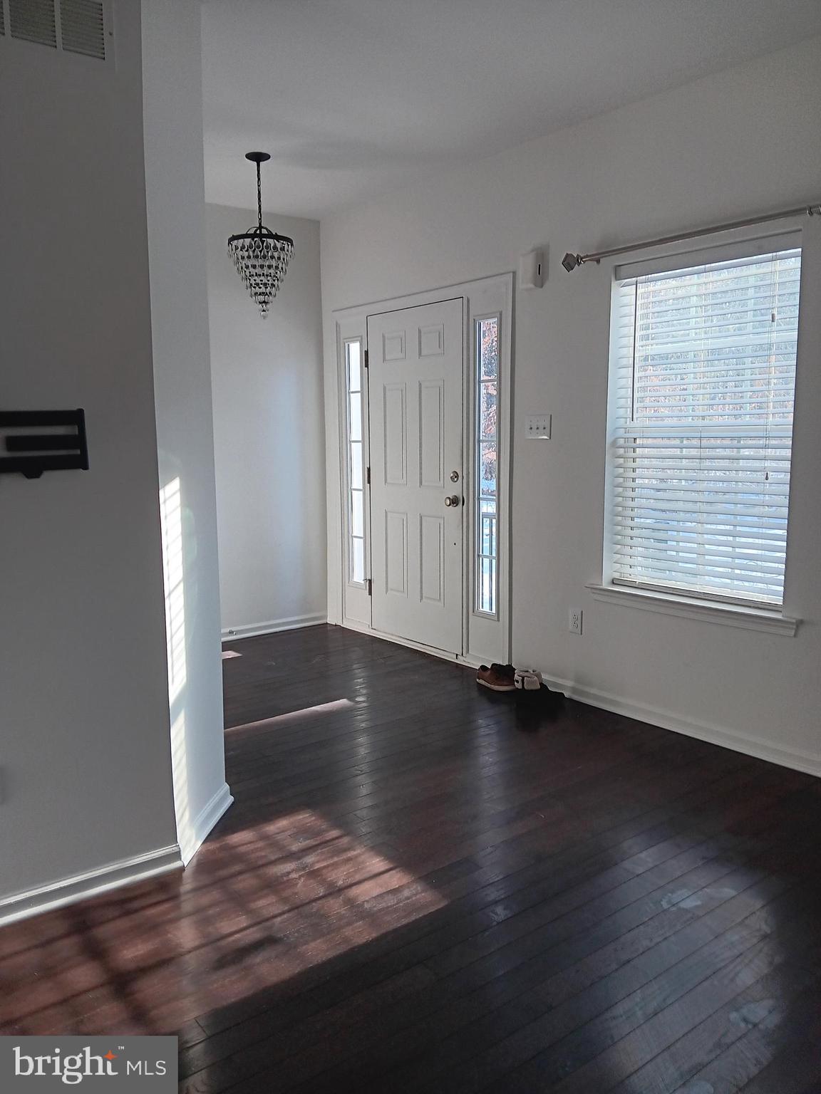 CARRIAGE HILL - Residential Lease