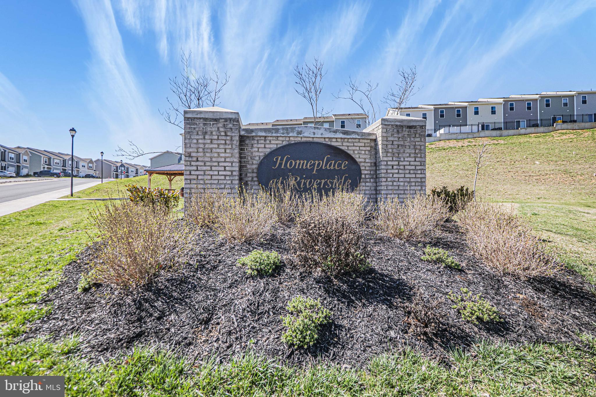 HOMEPLACE AT RIVERSIDE - Residential