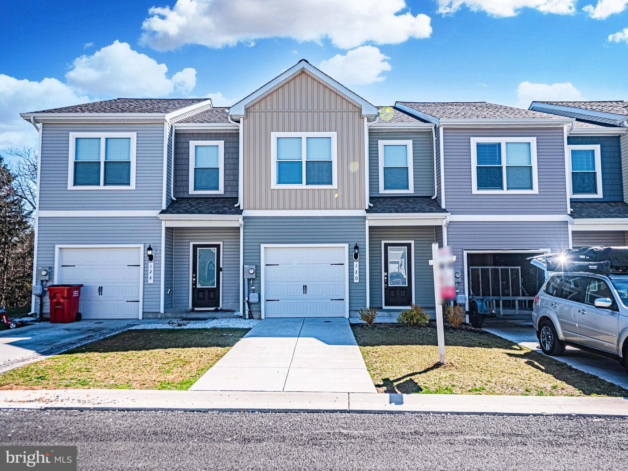 HOMEPLACE AT RIVERSIDE - Residential