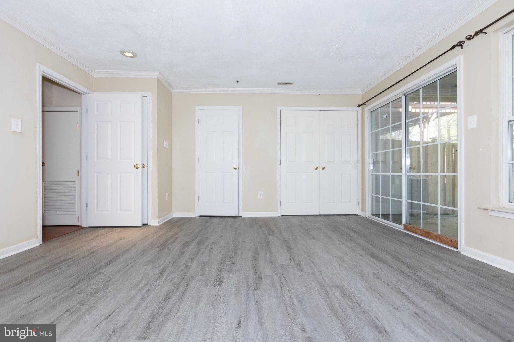 RUSSETT - Residential Lease