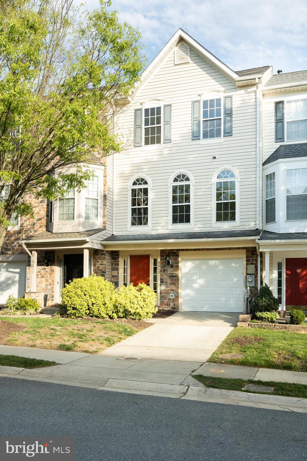 RUSSETT - Residential Lease