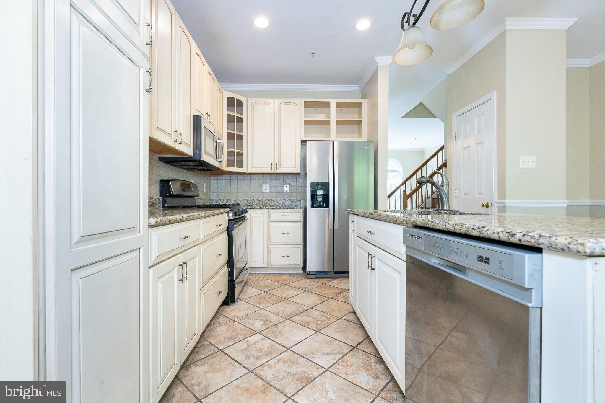 RUSSETT - Residential Lease