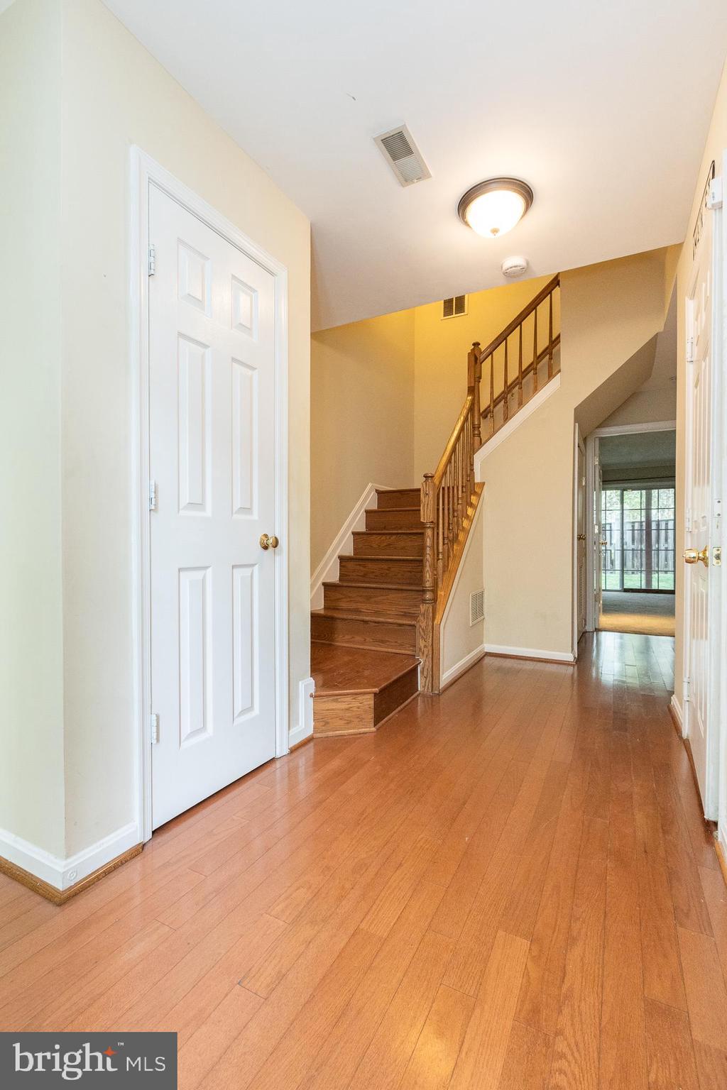 RUSSETT - Residential Lease