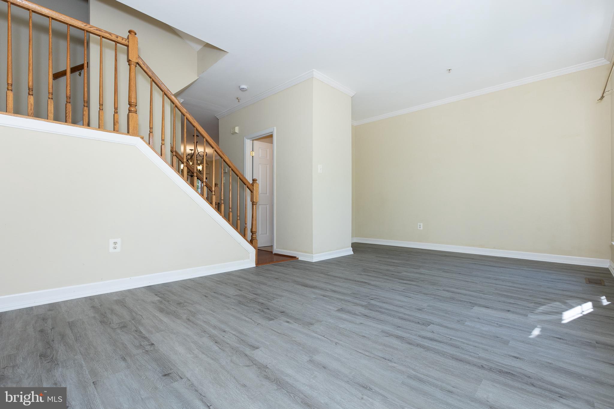 RUSSETT - Residential Lease