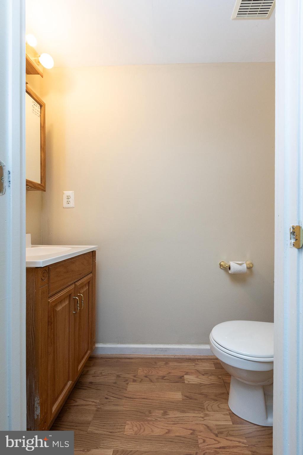 RUSSETT - Residential Lease