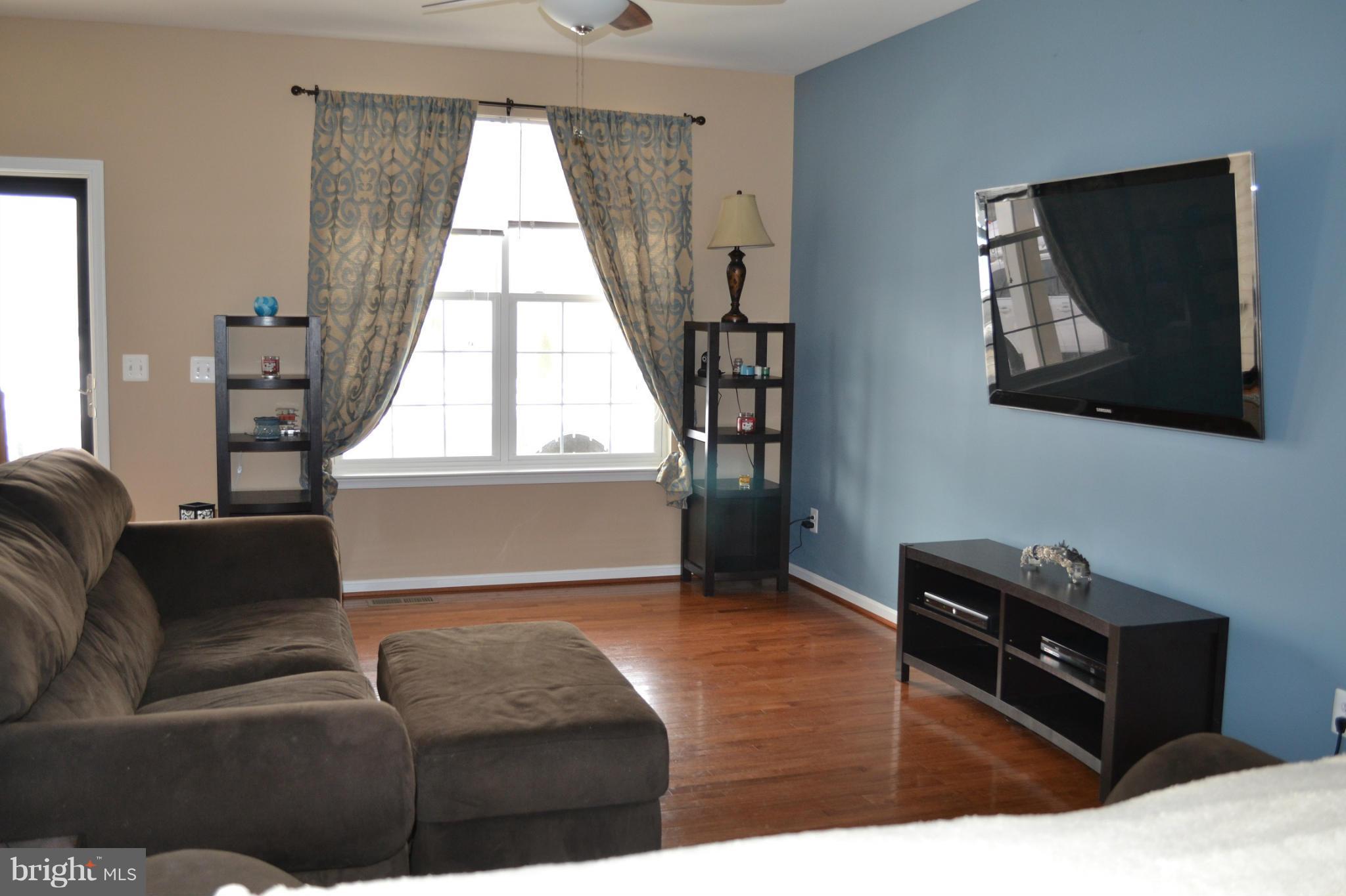 RIVER WALK - Residential