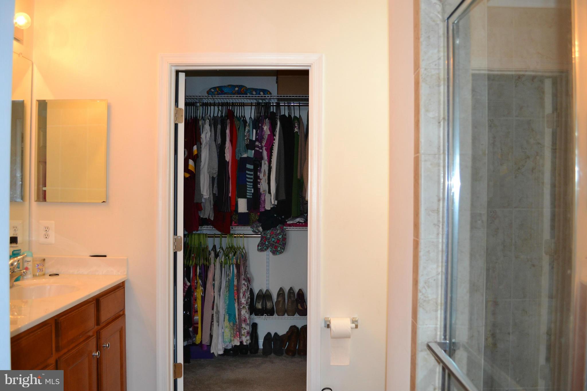 RIVER WALK - Residential