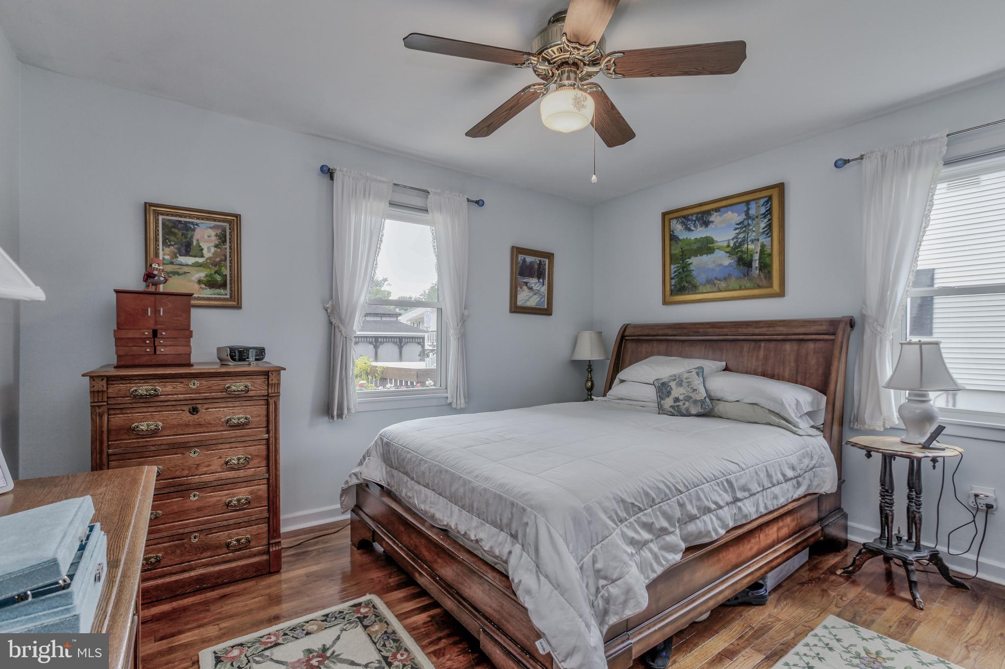 ROCKCREST - Residential