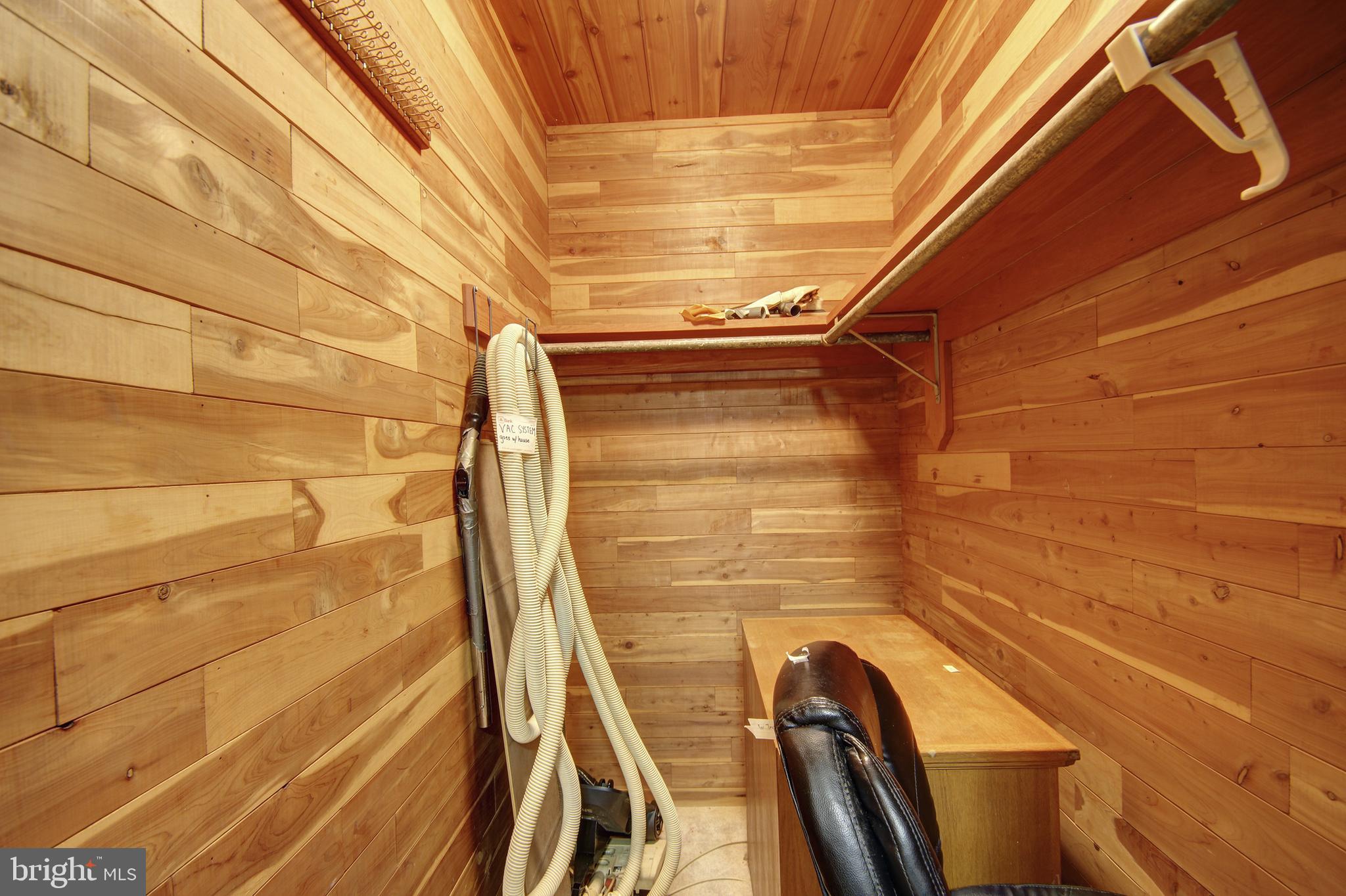 HUNTING PARK - Residential