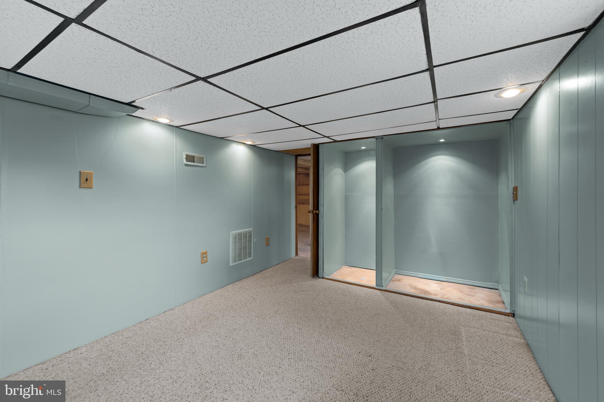 WHITE MARSH - Residential