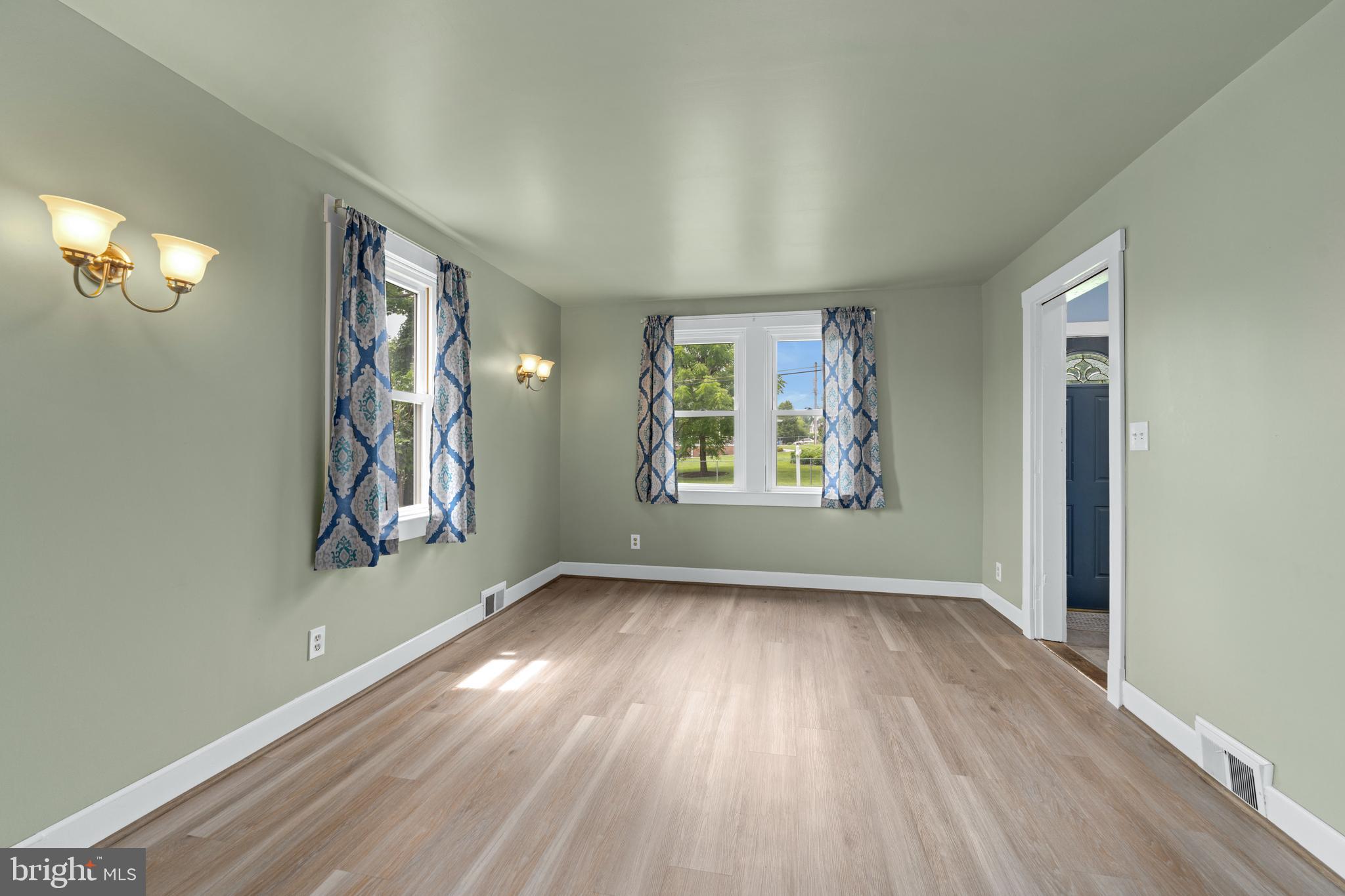 WHITE MARSH - Residential