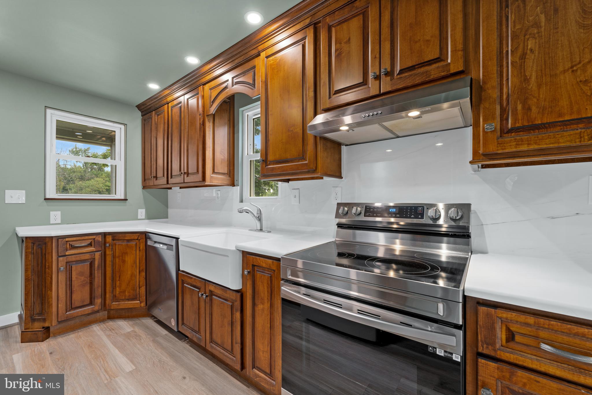 WHITE MARSH - Residential