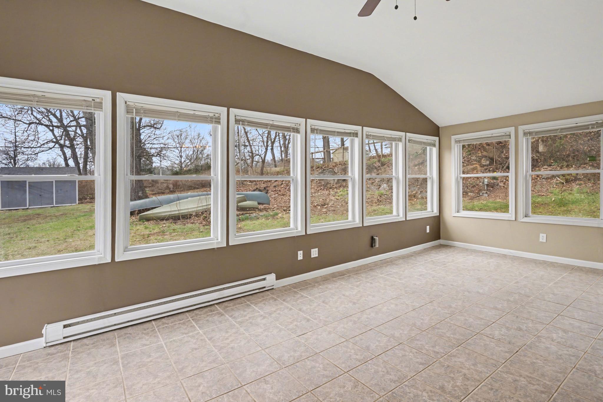 SPRING MOUNT - Residential