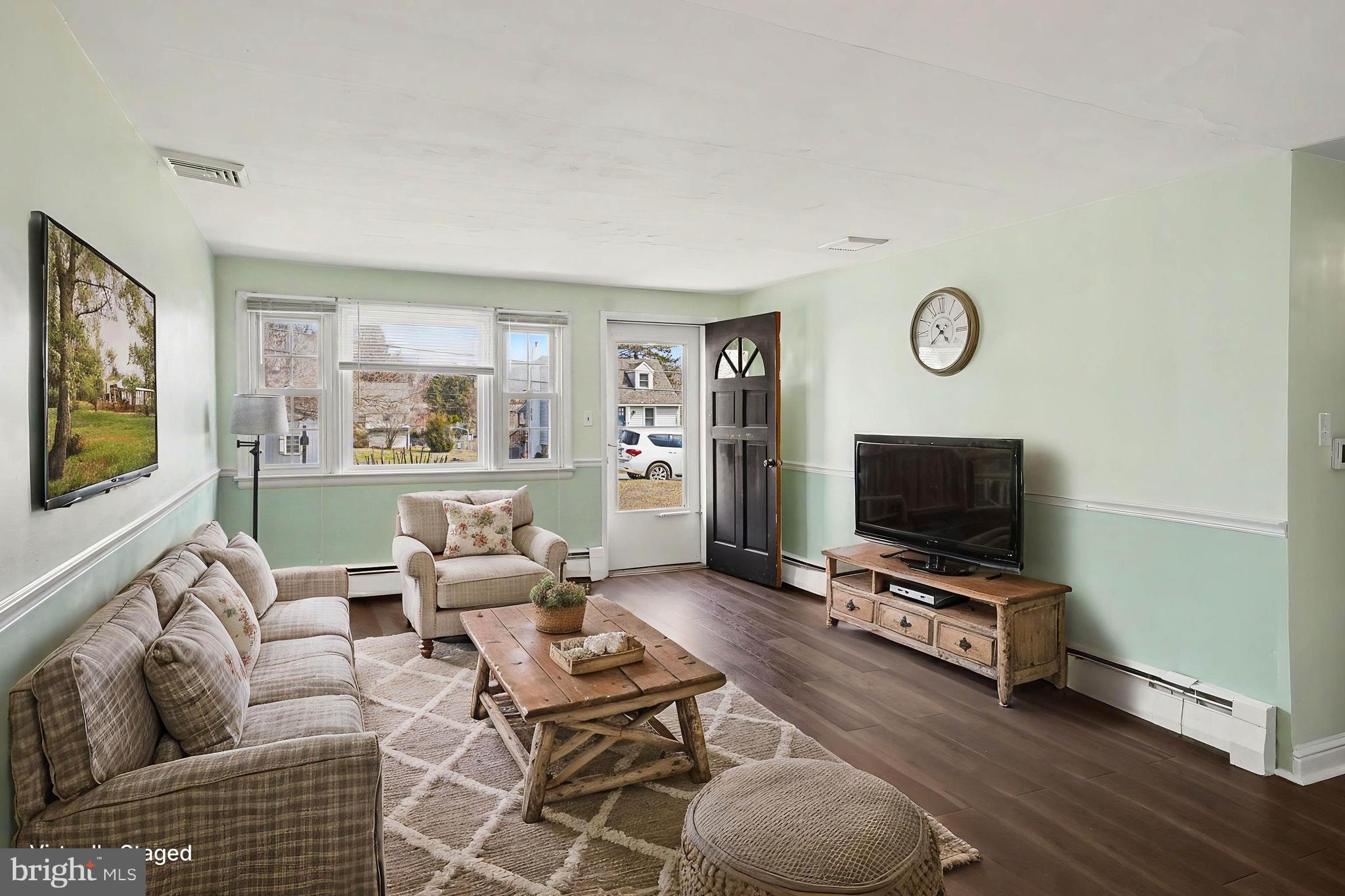 SPRING MOUNT - Residential