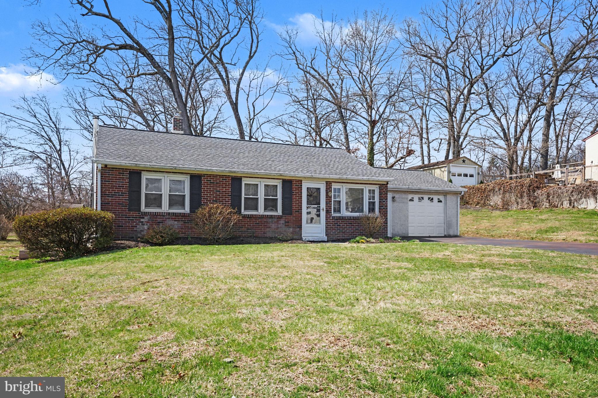 SPRING MOUNT - Residential