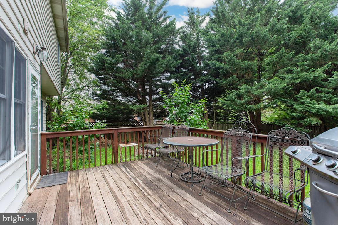 HOLLYWOOD ESTATES - Residential