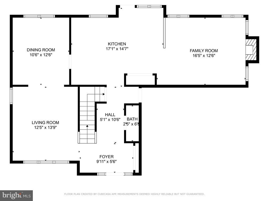 HOLLYWOOD ESTATES - Residential