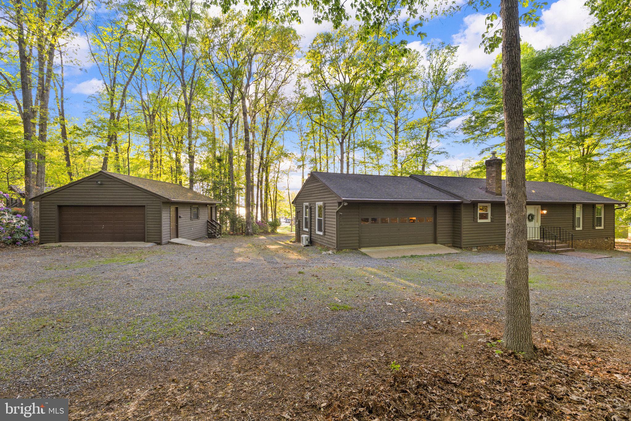 BOTH WATERS ESTATES - Residential