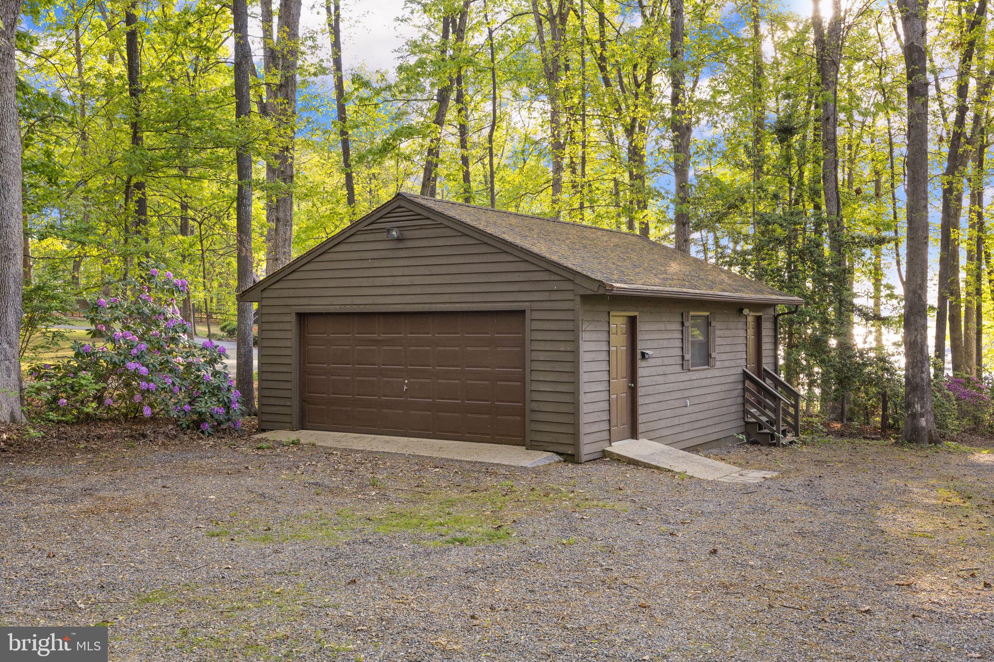 BOTH WATERS ESTATES - Residential