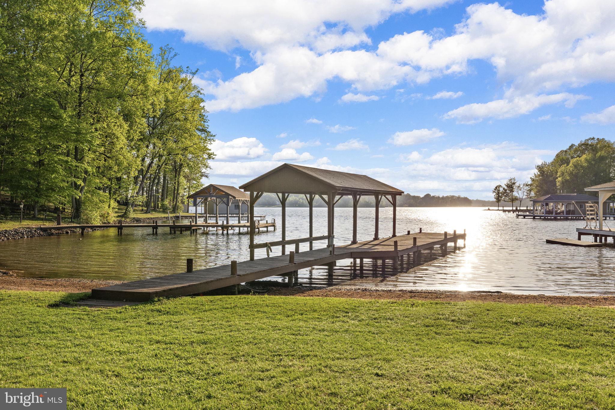 BOTH WATERS ESTATES - Residential