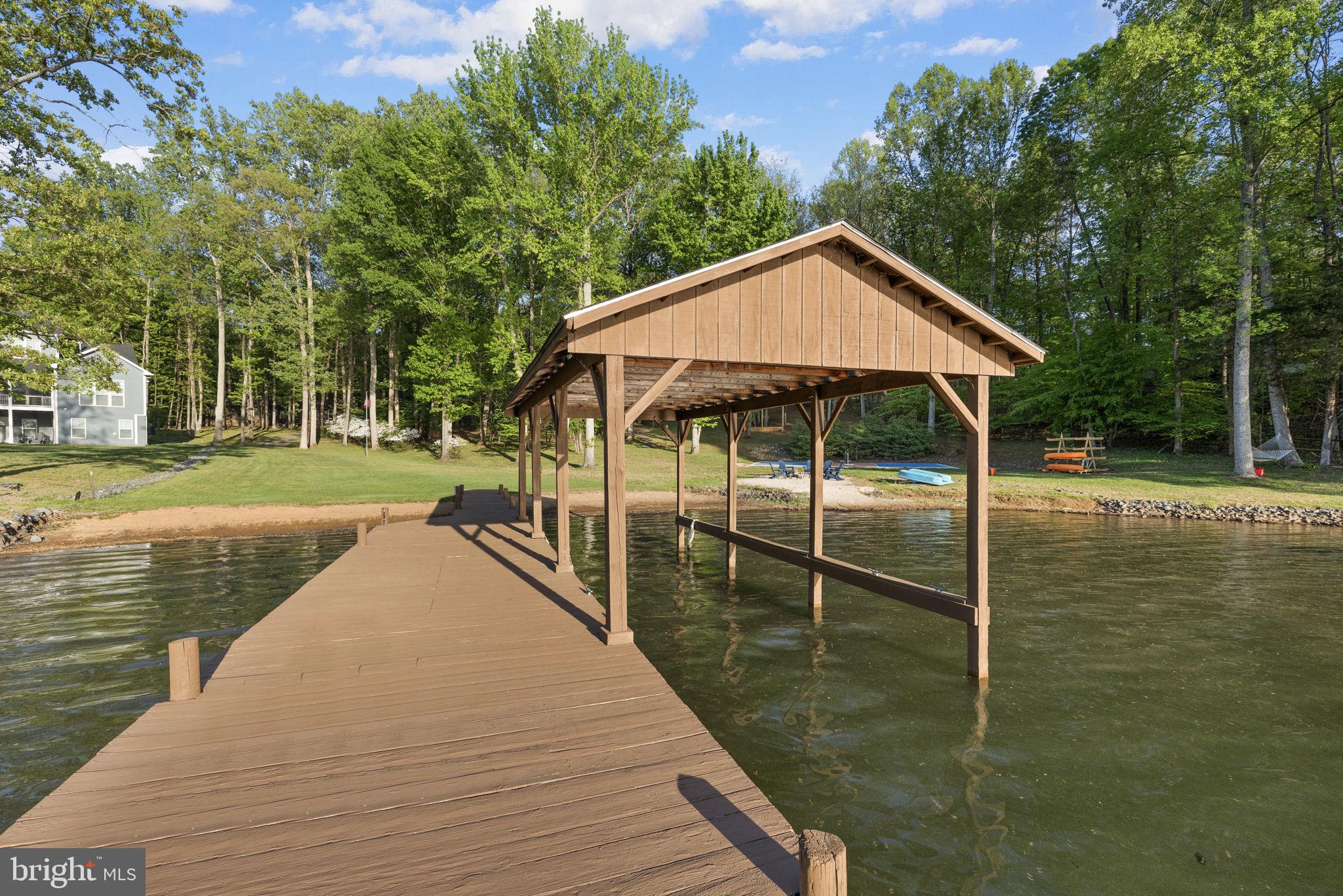 BOTH WATERS ESTATES - Residential