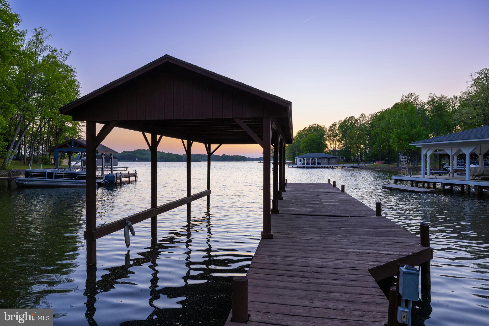 BOTH WATERS ESTATES - Residential