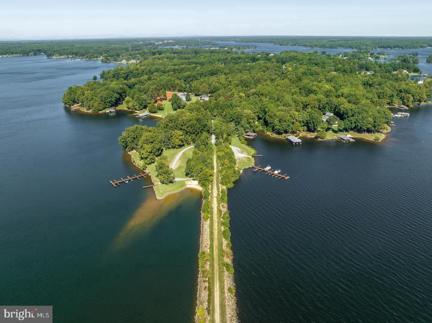 BOTH WATERS ESTATES - Residential