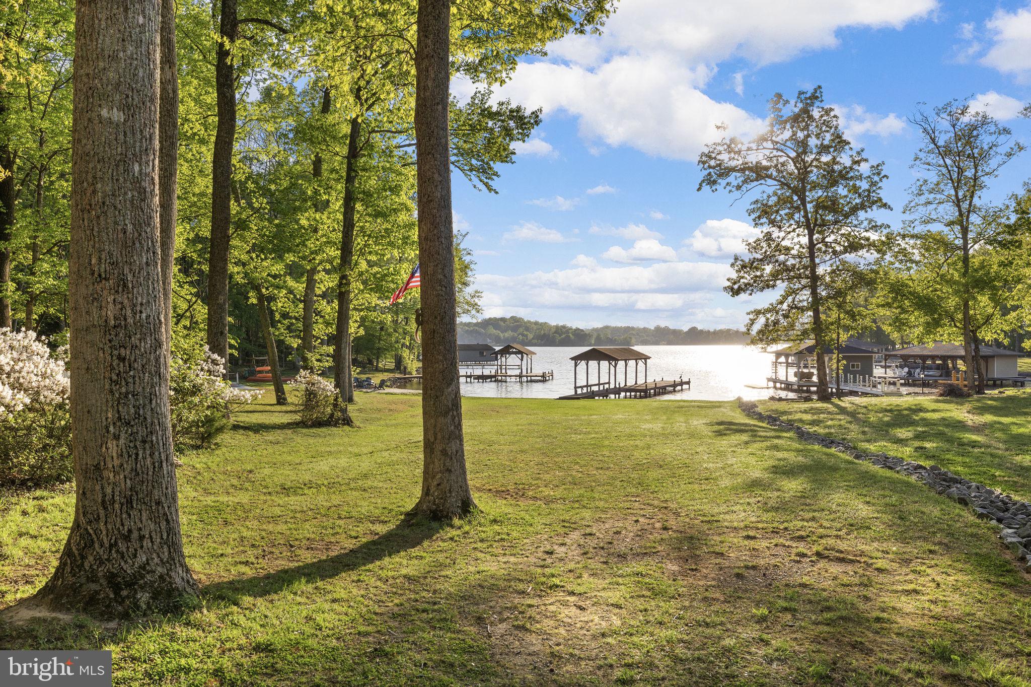 BOTH WATERS ESTATES - Residential