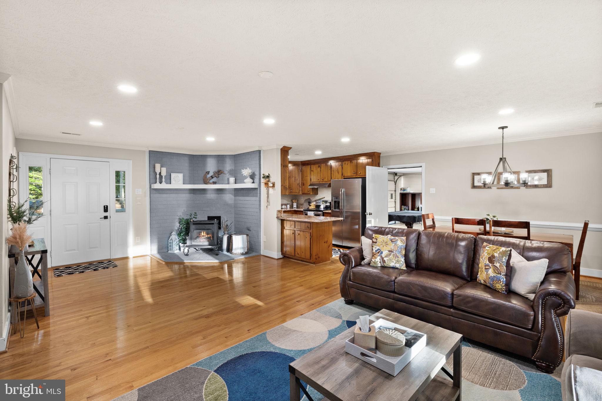 BOTH WATERS ESTATES - Residential