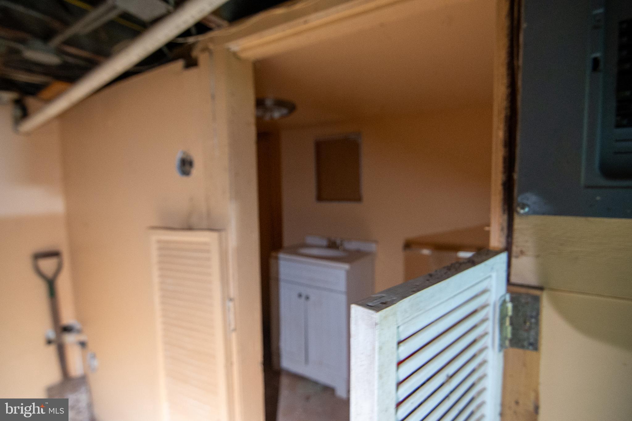 SHIPLEY HILL - Residential