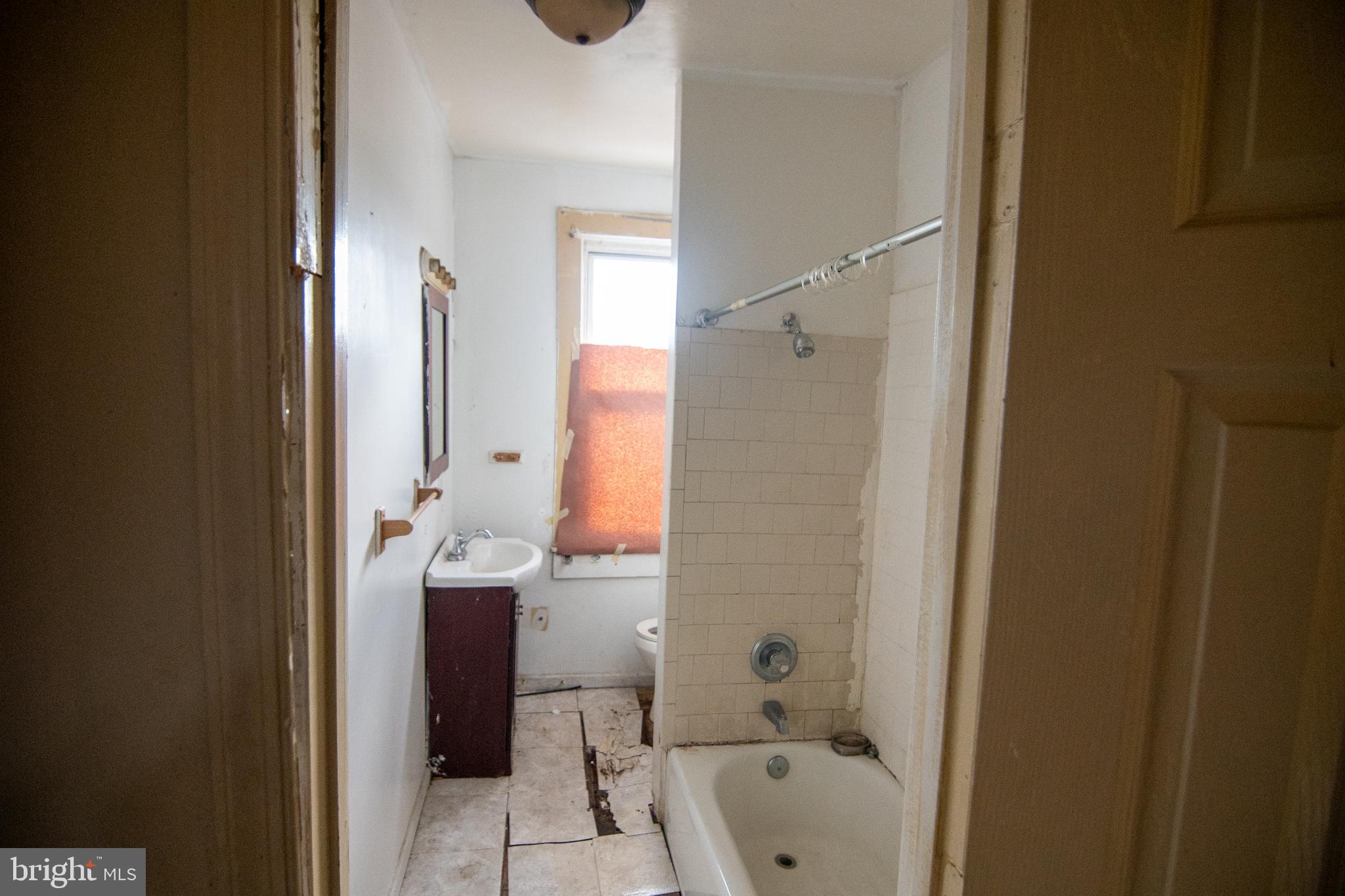 SHIPLEY HILL - Residential