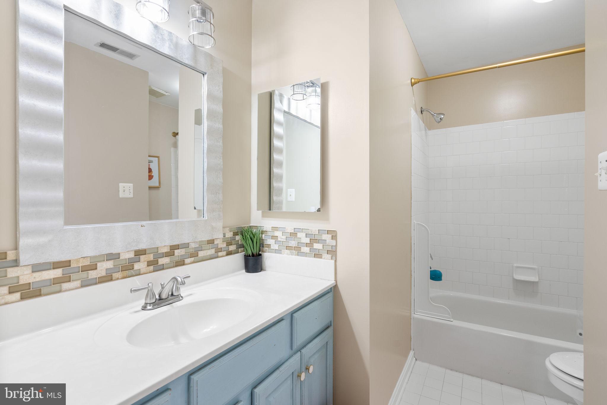 SAMHILL ESTATES - Residential