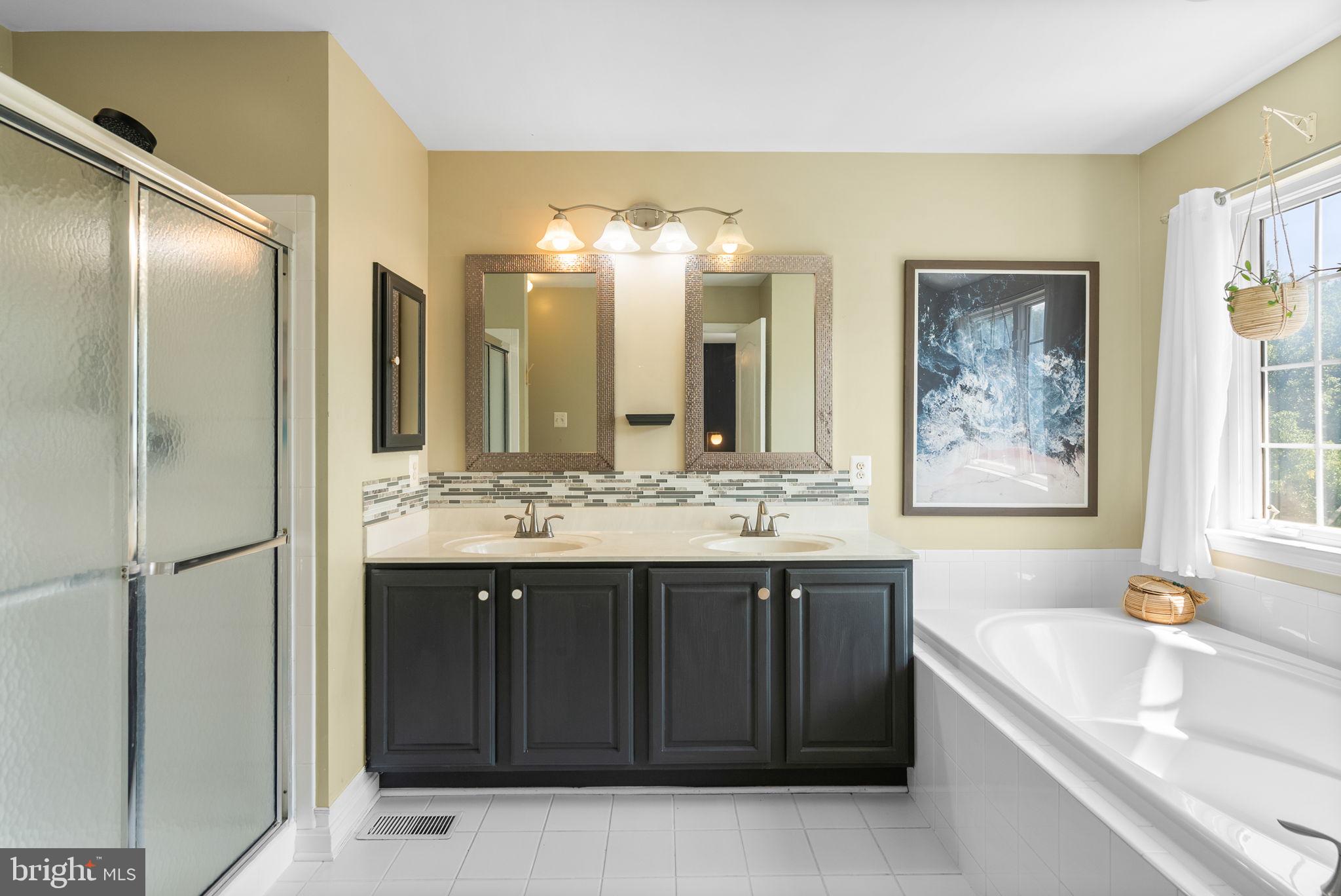 SAMHILL ESTATES - Residential