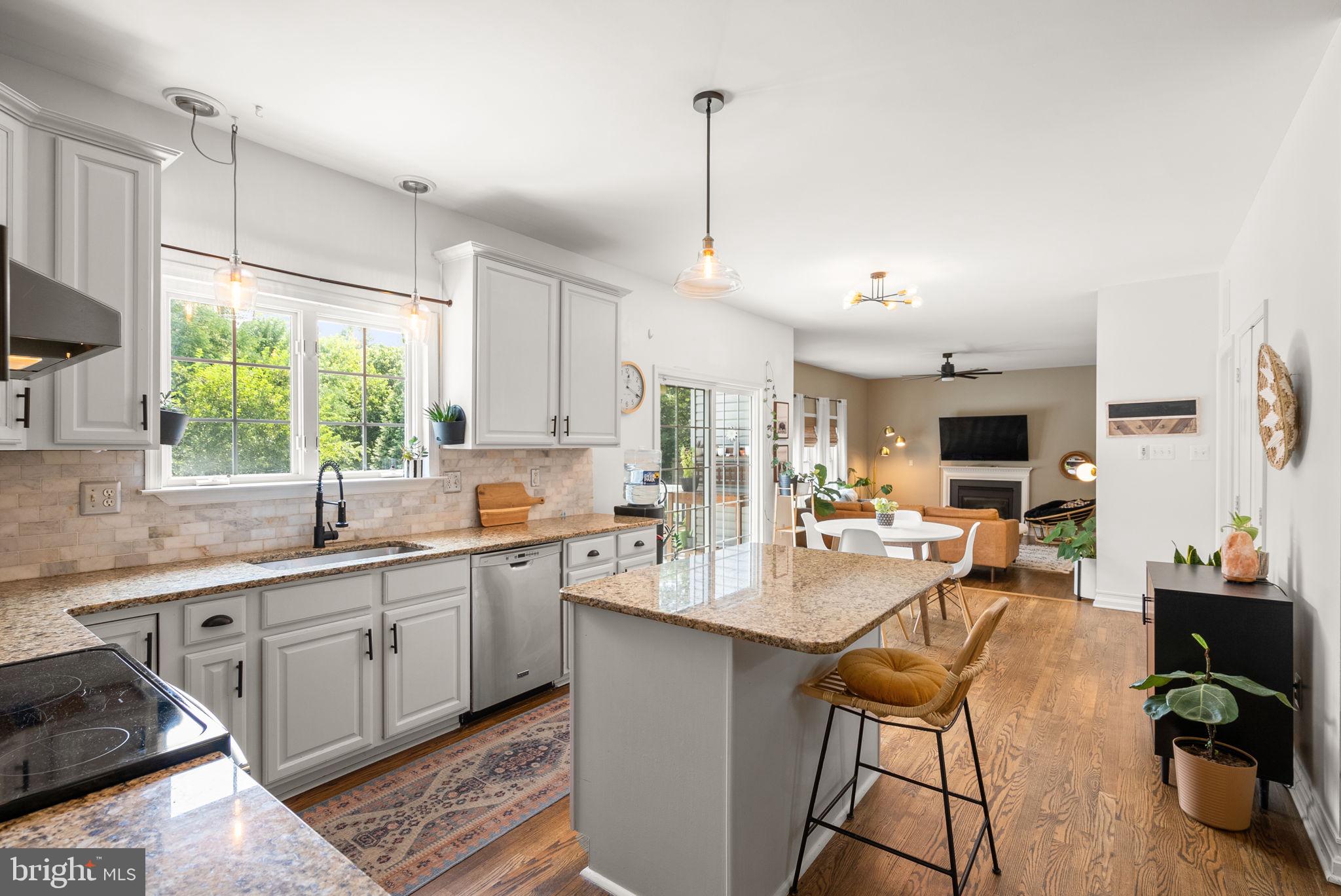 SAMHILL ESTATES - Residential