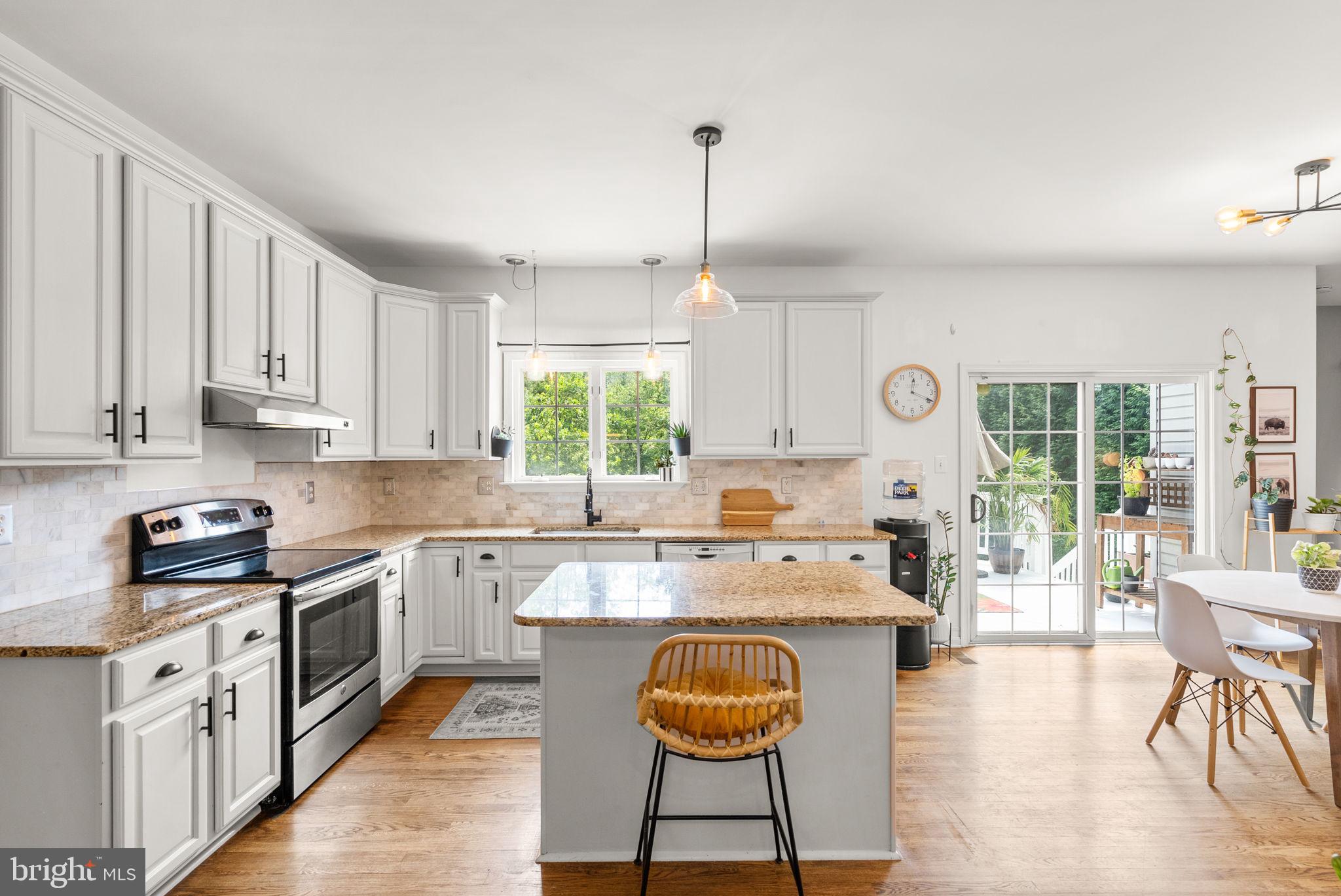 SAMHILL ESTATES - Residential