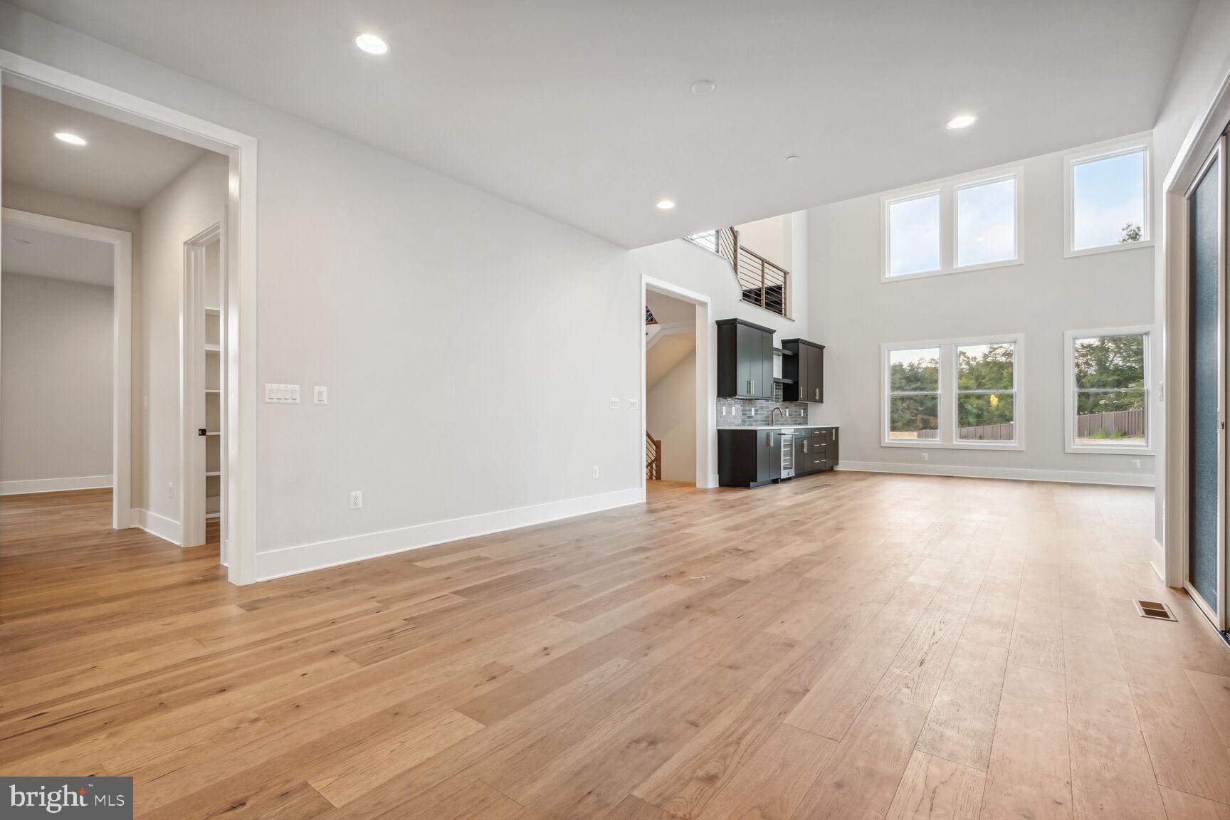 AMALYN - Residential