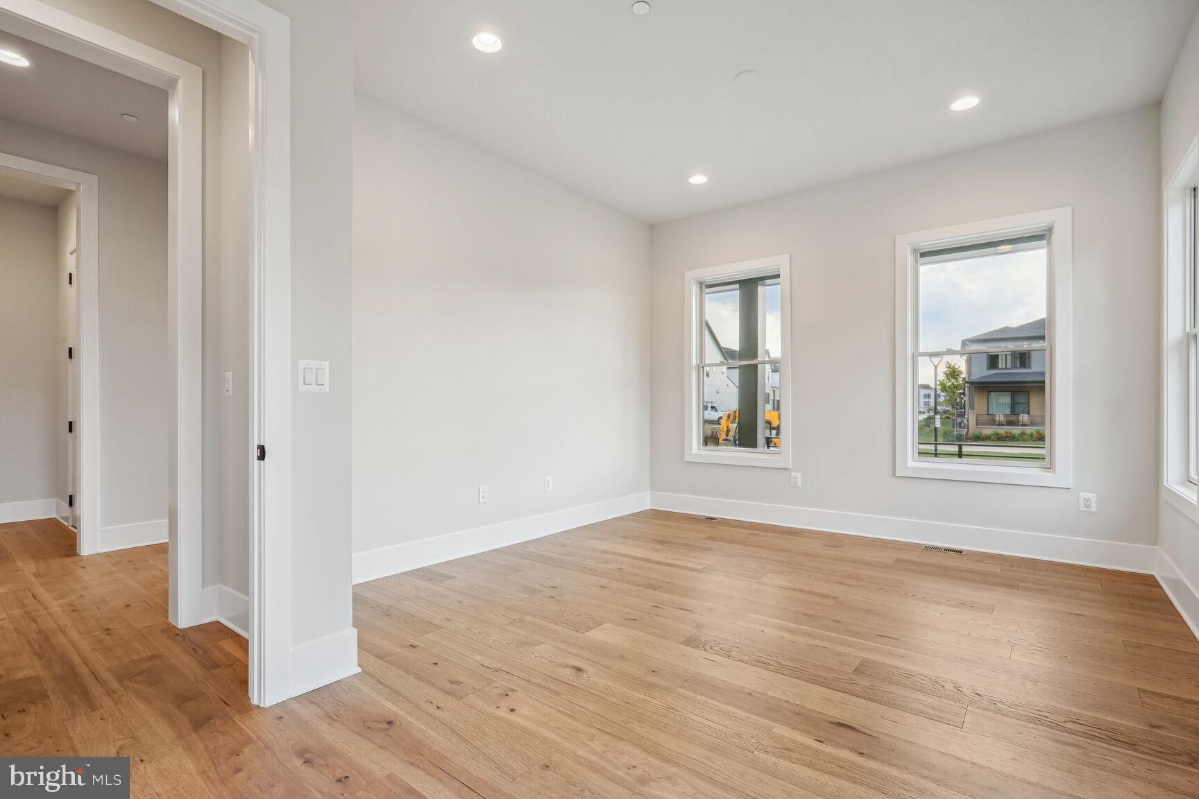 AMALYN - Residential